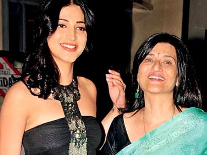 sarika with daughter shruti haasan