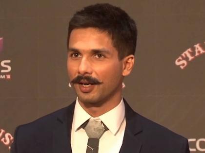 Shahid Kapoor says, I have no differences with Kangana Ranaut! | ​शाहिद कपूर म्हणतो, कंगना राणौत सोबत माझे मतभेद नाहीत!