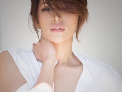 shama sikander hot pictures