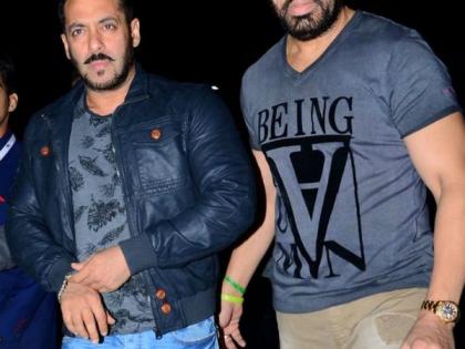 Bigg Boss 11: Salman Khan's bodyguard lodged against him, controversy over Bigg Boss case | Bigg Boss 11: सलमान खानच्या बॉडीगार्डविरोधात गुन्हा दाखल,बिग बॉस प्रकरणातील वाद टोकाला