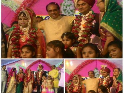 Shivraj Singh became emotional about the wedding of Dattak | दत्तक कन्येच्या विवाह सोहळ्यात भावूक झाले शिवराजसिंह