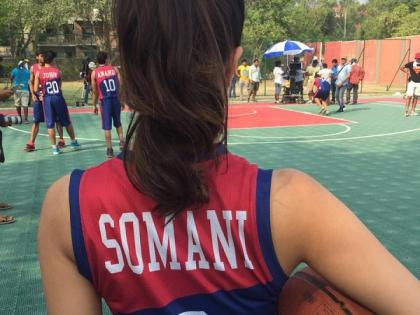 See: Sporty look of faith in Half Girlfriends | ​पाहा : ‘हाफ गर्लफ्रेन्ड’मधील श्रद्धाचा स्पोर्टी लूक