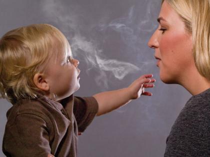 Smoking is the result of your children! | धूम्रपानाचा परिणाम तुमच्या मुलांवर होतोय!