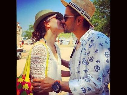 Soha Ali Khan shared Romantic photo with her husband | ​सोहा अली खानने पतीसोबतचे केले रोमांटिक फोटो शेअर