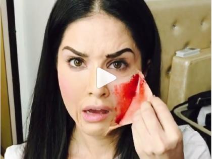 Shocking: If Sunny Leone is a die-hard fan, do not watch this video, Basu jolts! | Shocking : सनी लिओनीचे डाय-हार्ड फॅन असाल तर कदापी पाहू नका हा व्हिडिओ, बसेल जोराचा धक्का !