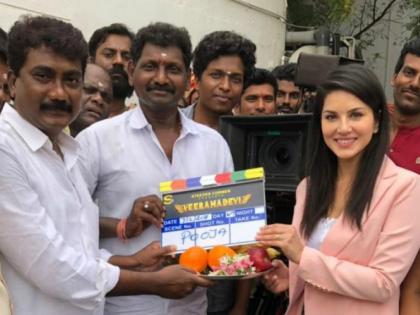 Shooting of the upcoming film Sunny Leone has started | सनी लिओनीने सुरू केले आगामी चित्रपटाचे शूटिंग