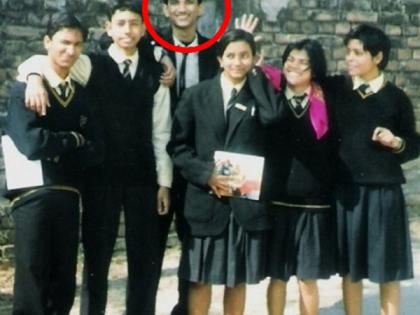 Sushant as Child friends