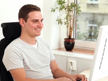 Only 6 hours office in Sweden | स्वीडनमध्ये केवळ ६ तासांचे ऑफिस Only 6 hours office in Sweden | स्वीडनमध्ये केवळ ६ तासांचे ऑफिस