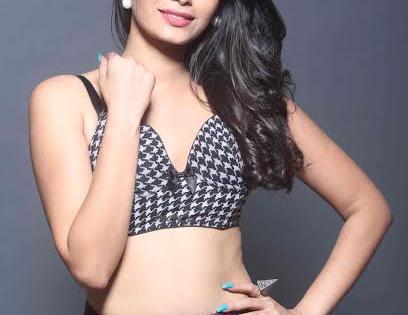 Sonali will do item song in Marathi | ​ सोनाली करणार मराठीत आयटम साँग