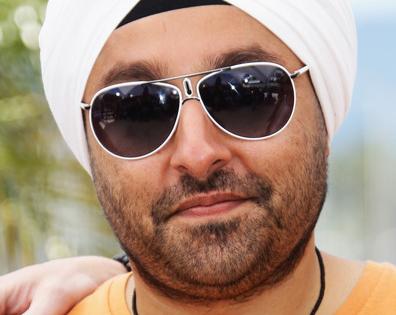 Vikram Chatwal's life is on the rise | विक्रम चटवालचे आयुष्य पूर्वपदावर