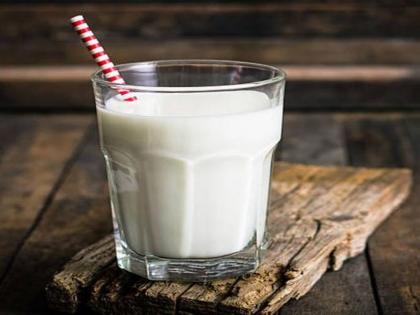 World Milk Day: Healthy benefits of drinking cold milk | वर्ल्ड मिल्क डे : थंड दूध पिण्याचे हे आहेत आरोग्यदायी फायदे!