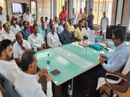 Due to the lack of doctors in Ratnagiri district hospital, inconvenience to the common people, MLAs attacked the collector's office | डॉक्टरांअभावी रत्नागिरी जिल्हा रुग्णालयात सामान्यांची गैरसोय, आमदार धडकले जिल्हाधिकारी कार्यालयावर