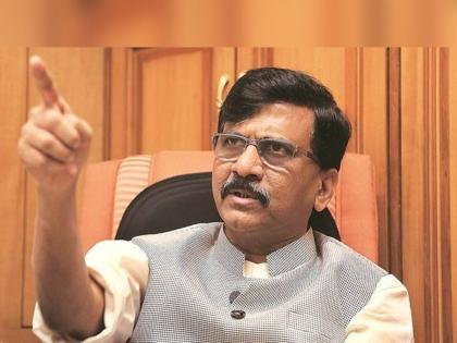 ED summons Sanjay Raut, but discusses about timing | संजय राऊत यांना ईडीचे समन्स, चर्चा मात्र ‘टायमिंग’ची