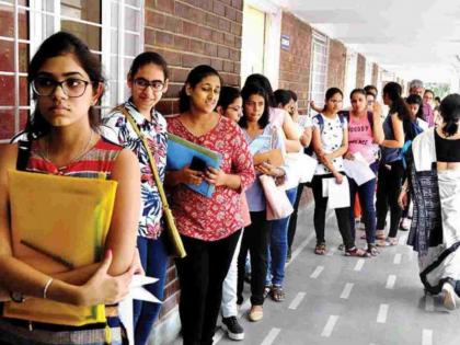 Action if deposit is charged more Fee Regulator warns colleges | अधिक अनामत रक्कम आकारल्यास कारवाई;'शुल्क नियामक'चा महाविद्यालयांना इशारा Action if deposit is charged more Fee Regulator warns colleges | अधिक अनामत रक्कम आकारल्यास कारवाई;'शुल्क नियामक'चा महाविद्यालयांना इशारा