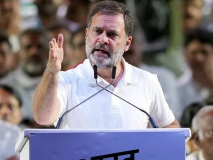 Our leaders cannot even travel there is no money even for a train ticket Rahul Gandhi said clearly about the action on the bank account | 'आमचे नेते प्रवासही करु शकत नाहीत, रेल्वे तिकीटासाठीही पैसे नाहीत'; बँक खात्यावरील कारवाईवर राहुल गांधींनी स्पष्टच सांगितलं