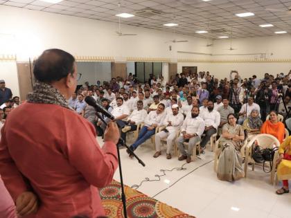 "Everyone in Maharashtra is Marathi, be careful if you touch Marathi, if Congress is not against Hindi then...", Harshvardhan Sapkal's big statement | ‘’महाराष्ट्रातील सर्वजण मराठीच, मराठीला हात लावाल तर खबरदार, काँग्रेसचा हिंदीला विरोध नाही तर…’, हर्षवर्धन सपकाळ यांचं मोठं विधान "Everyone in Maharashtra is Marathi, be careful if you touch Marathi, if Congress is not against Hindi then...", Harshvardhan Sapkal's big statement | ‘’महाराष्ट्रातील सर्वजण मराठीच, मराठीला हात लावाल तर खबरदार, काँग्रेसचा हिंदीला विरोध नाही तर…’, हर्षवर्धन सपकाळ यांचं मोठं विधान