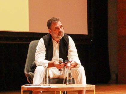 rahul gandhi tour colombia said attack on democracy major threat to india | “लोकशाहीवर चौफेर हल्ले, चीनला शक्य ते भारत करू शकत नाही”; कोलंबियातून राहुल गांधींची टीका