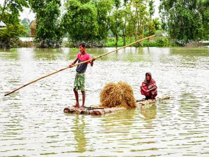 In Assam, 2.5 lakh hectares of crops are under water | आसाममध्ये २.५ लाख हेक्टरवरील पिके पाण्यात; ९.२ लाख शेतकऱ्यांना फटका