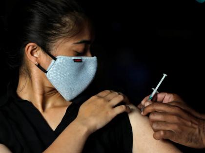 Corona Vaccine: महिलांसाठी लस कितपत सुरक्षित? मासिक पाळी, गर्भधारणा, दुष्परिणाम...