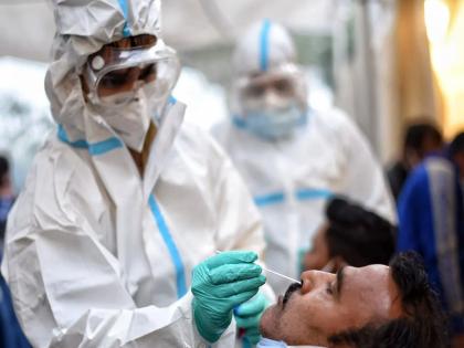 coronavirus is raising its face again 66 new patients in Maharashtra, 10 in UP; 11 people have died in the country so far | पुन्हा तोंड वर काढतोय कोरोना! महाराष्ट्रात 66, यूपीमध्ये 10 नवे रुग्ण; देशात आतापर्यंत 11 जणांचा मृत्यू coronavirus is raising its face again 66 new patients in Maharashtra, 10 in UP; 11 people have died in the country so far | पुन्हा तोंड वर काढतोय कोरोना! महाराष्ट्रात 66, यूपीमध्ये 10 नवे रुग्ण; देशात आतापर्यंत 11 जणांचा मृत्यू