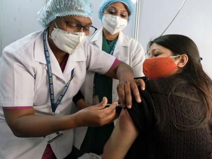 Corona Vaccination: लस घेतल्यानंतर अर्धा तास थांबा... अ‍ॅनाफिलॅक्सिस होण्याचा धोका