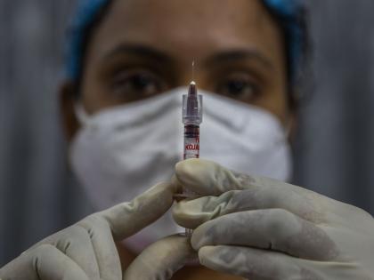 college will launch a corona vaccination campaign for students from Monday | काॅलेज विद्यार्थ्यांसाठी सोमवारपासून कोरोना लसीकरण मोहीम राबवणार- उदय सामंत