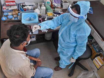 Take care! Corona patients cross 3 thousand in the country, number of patients also increased in Karnataka, Maharashtra | काळजी घ्या! देशात कोरोनाचे रुग्ण ३ हजारांवर, कर्नाटक, महाराष्ट्रातही रुग्णसंख्या वाढली Take care! Corona patients cross 3 thousand in the country, number of patients also increased in Karnataka, Maharashtra | काळजी घ्या! देशात कोरोनाचे रुग्ण ३ हजारांवर, कर्नाटक, महाराष्ट्रातही रुग्णसंख्या वाढली