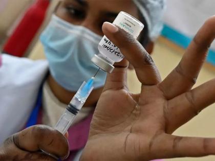 Corona Vaccination: The second and third doses of the corona vaccine will be 9 to 12 months apart, sources said. | Corona Vaccination: कोरोनाविरोधातील लसीच्या दुसऱ्या आणि तिसऱ्या डोसमध्ये असेल ९ ते १२ महिन्यांचे अंतर, सूत्रांनी दिली माहिती  