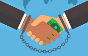  Agriculture sub-director arrested for taking bribe from grape exporter | द्राक्ष निर्यातदाराकडून लाच घेताना कृषी उपसंचालकास अटक