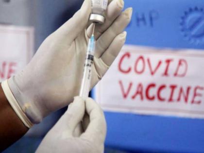 gujarat high court slams state govt over corona vaccination drive | Corona Vaccine: लस खरेदीची पंचवार्षिक योजना राबवणार आहात का; गुजरात हायकोर्टाने सरकारला सुनावले