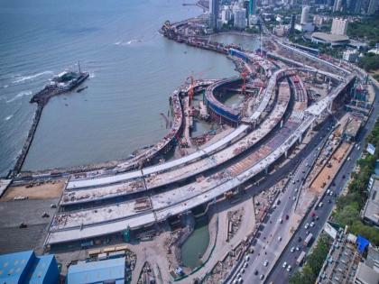 inauguration of the coastal road is over the inauguration will be held on monday in the presence of the chief minister and the deputy chief minister | कोस्टल रोडच्या लोकार्पणाचा घोळ संपला; मुख्यमंत्री, उपमुख्यमंत्र्यांच्या उपस्थितीत सोमवारी होणार उद्घाटन