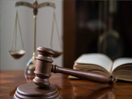 District Legal Services Authority appoints lawyers at government expense to ensure that no one is deprived of justice | न्याय मागणं झालं सुलभ, मिळतो मोफत वकील!