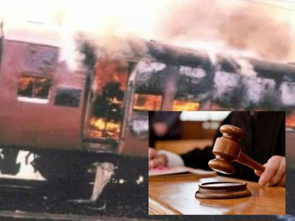 Gourt: Godhra massacre convict gets bail after 17 years, stoned on burning box | Gourt: गोध्रा हत्याकांडातील दोषीला १७ वर्षांनंतर मिळाला जामीन, पेटत्या डब्यावर केली होती दगडफेक