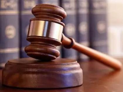 assault on police on duty, court imposes fine with rigorous imprisonment to woman police husband | ‘पत्नीच्या शेजारी का बसला’ म्हणत कर्तव्यावरील पोलिसांना मारहाण भोवली; पतीस कारावासासह दंड