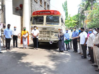 CoronaVirus Lockdown: Dedication of Mobile Covid Inspection Vehicle by the Guardian Minister | CoronaVirus Lockdown : फिरत्या कोव्हीड तपासणी वाहनाचे पालकमंत्र्यांच्या हस्ते लोकार्पण