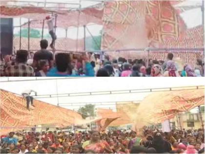 in solapur chandrakant patil program was blown up award given to women in full rain | मोठी बातमी; चंद्रकांत पाटलांच्या कार्यक्रमात मंडप उडाला; भर पावसात महिलांना दिला पुरस्कार