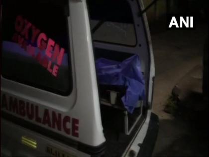 Kerala : CPI (M) worker stabbed to death allegedly by BJP workers | माकपाच्या कार्यकर्त्याची निर्घृण हत्या, भाजपा कार्यकर्त्यांवर आरोप