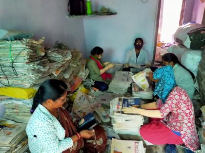 Sangeeta, who worked as a construction worker and washed dishes from house to house, became self-sufficient | बांधकामावर मजुरी, घरोघरी धुणीभांडी करणारी संगीता बनली आत्मनिर्भर