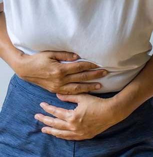 पायांत सतत गोळे येणं म्हणजे ‘या’ गंभीर आजाराचा मोठा धोका, पोटात भीतीचा गोळा येण्यापूर्वी पाहा उपाय