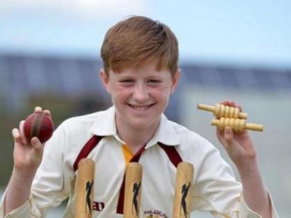 Six batsmen in a six ball blade! England's young cricketer's 'bold' performance | सहा चेंडूत सहा फलंदाजांची उडवली दांडी! इंग्लंडच्या युवा क्रिकेटपटूची 'बोल्ड' कामगिरी