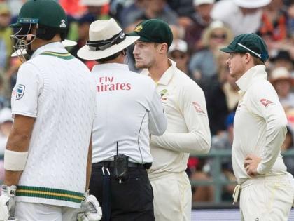 Ball Tampering : Where are the ethics In cricket lost? | Ball Tampering : कुठे हरवली क्रिकेटमधील सभ्यता?