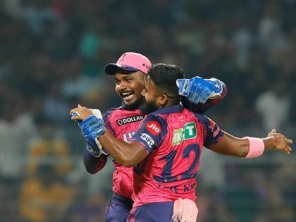 IPL 2023, KKR vs RR Live Marathi : Amazing catch, amazing fielding! Yuzvendra Chahal take 4 wickets for just 25 runs, Knight Riders close on 149/8  | IPL 2023, KKR vs RR Live : अप्रितम झेल, भन्नाट क्षेत्ररक्षण! राजस्थानच्या माऱ्यासमोर कोलकाता हतबल