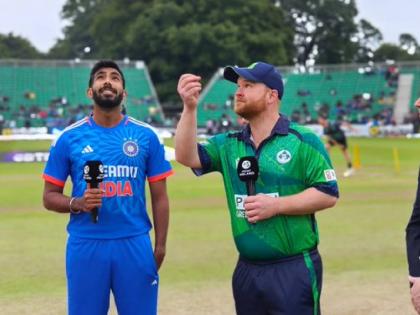 IND vs IRE 1st T20I Live Marathi :  India won the toss and elected to bowl first, Rinku Singh and Prasidh Krishna making T20I debut | जसप्रीत बुमराहने नाणेफेक जिंकली, दोन युवा खेळाडूंना पदार्पणाची संधी दिली