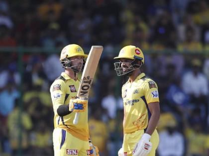 IPL 2023, DC vs CSK Live Marathi : Ruturaj Gaikwad 79(50) & Devon Conway 87 ( 52 ) 141 runs opening partnership, Chennai Super Kings 223/3  | IPL 2023, DC vs CSK Live : ऋतुराज गायकवाड- डेव्हॉन कॉनवे यांनी चोपल्या १६६ धावा; दिल्लीत CSK अन् माहीची हवा