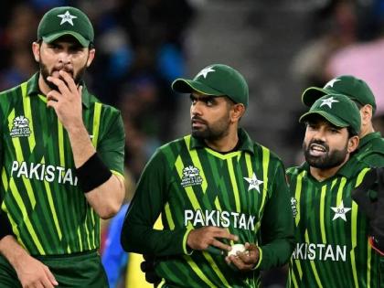 Pakistan Cricket Team are likely to continue playing without a central contract during the Asia Cup 2023 | बिन पगारी, फुल अधिकारी! वर्ल्ड कप स्पर्धेपूर्वी पाकिस्तान क्रिकेटमध्ये गोंधळ