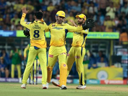 IPL 2023, MI vs CSK : CSK restricted Mumbai Indians to 157/8, A good finish by Shokeen, but the spin duo of Jadeja and Santner dominated the MI batting unit! | IPL 2023, MI vs CSK : मुंबई इंडियन्सने प्रेक्षकांना निराश केले, MS Dhoniचे डावपेच यशस्वी ठरले; MI कसेबसे दीडशेपार गेले