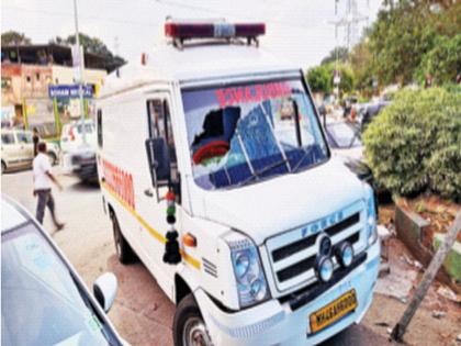 Ambulance driver killed after catching theft, excitement outside hospital in Nerul | चोरी पकडल्याने रुग्णवाहिका चालकाची हत्या, नेरुळमध्ये रुग्णालयाबाहेर थरार