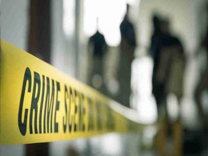 Three injured in mob attack during Mahaprasad meal in Peth Sangli district due to jealousy in Ganpati Mandall | Sangli: महाप्रसादाच्या जेवणावळीत जमावाकडून हल्ला, तिघे जखमी; गणपती मंडळातील इर्षेतून झाला राडा
