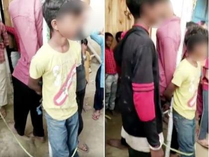 Shocking! Shop crisps, biscuits stolen, four minors tied to pole, suffocated | धक्कादायक! दुकानातील कुरकुरे, बिस्किटं चोरली, चार अल्पवयीनांना खांबाला बांधले, बेदम मारले