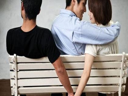 The wife started having an affair with another man, the husband got suspicious and a scandal broke out! | पत्नीचं परपुरुषासोबत सुरू होतं अफेयर, पतीला लागली कुणकुण अन् कांड झाला! The wife started having an affair with another man, the husband got suspicious and a scandal broke out! | पत्नीचं परपुरुषासोबत सुरू होतं अफेयर, पतीला लागली कुणकुण अन् कांड झाला!